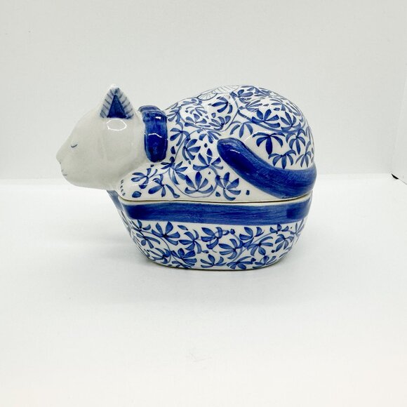 Vintage Delft Blue Cat Trinket Box Ceramic Hand Painted Floral Sleeping Kitten - Picture 1 of 7